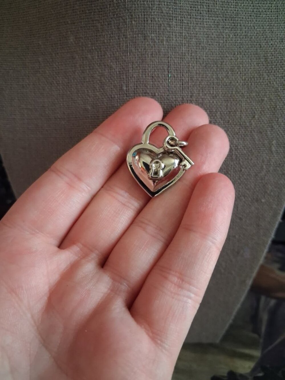Nine West Heart with Key pendant